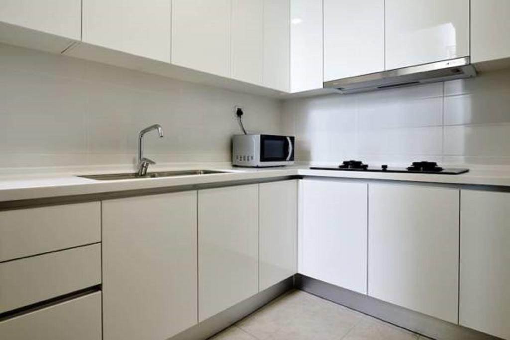 Experience The Coast - Hostahome Suites At Paragon Residence Near Downtown Johor Bahru Exteriör bild